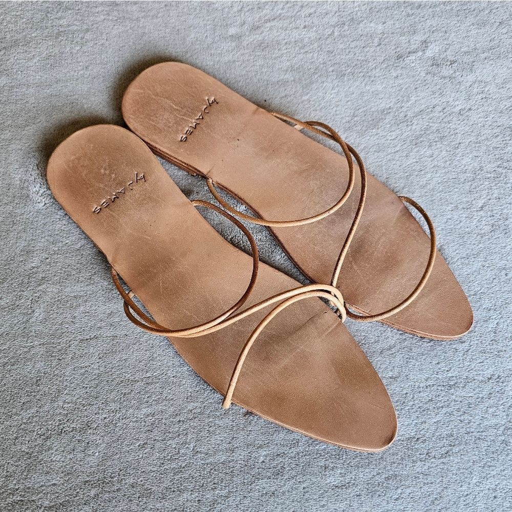 Cream And Tan Minimalist Sandals With Crisscross Straps